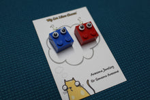 Load image into Gallery viewer, LEGO Brick ’Googly Eyes' Character Earrings - Elmo and Cookie Monster