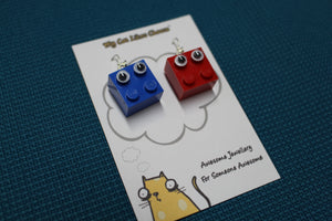LEGO Brick ’Googly Eyes' Character Earrings - Elmo and Cookie Monster