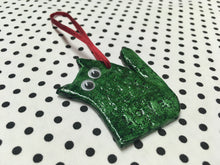 Load image into Gallery viewer, Love Cats Clay Hanging Ornament Green