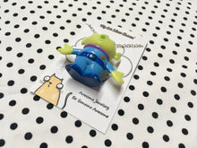 Load image into Gallery viewer, V1 Toy Story Alien 3D Necklace
