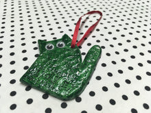 Load image into Gallery viewer, Love Cats Clay Hanging Ornament Green