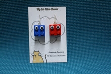 Load image into Gallery viewer, LEGO Brick ’Googly Eyes&#39; Character Earrings - Elmo and Cookie Monster
