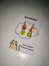 Load image into Gallery viewer, Round Orange, Clear and Yellow Crackled Glass Bead Dangle Necklace and Earring set
